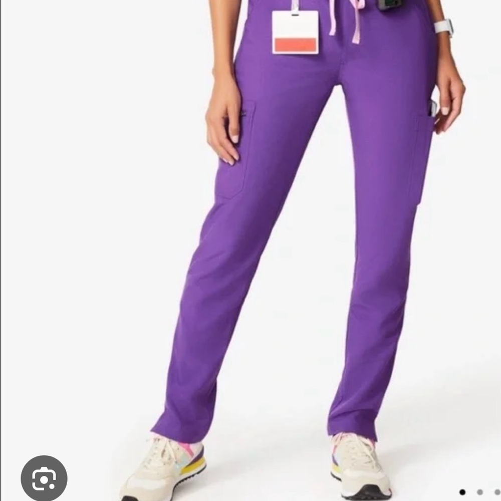 Figs Yola skinny scrub pants